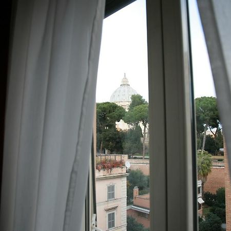 לינה וארוחת בוקר Da Maria Jose A San Pietro Roma מראה חיצוני תמונה