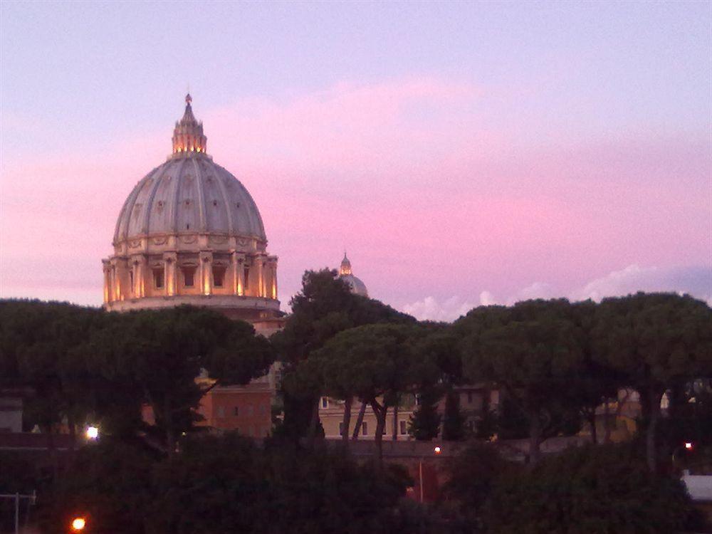 לינה וארוחת בוקר Da Maria Jose A San Pietro Roma מראה חיצוני תמונה